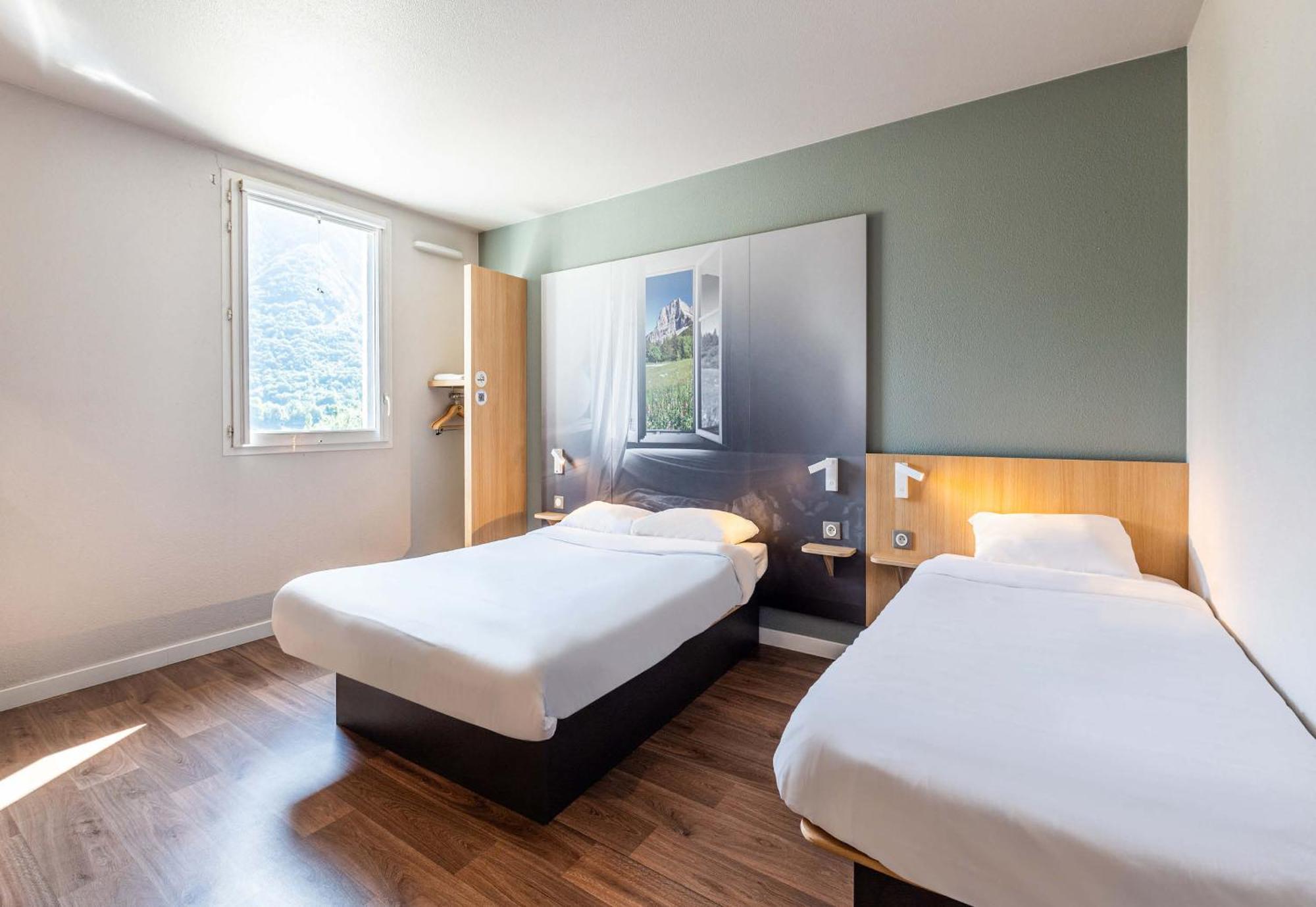 B&B Hotel Saint Jean De Maurienne Sainte-Marie-de-Cuines Exteriér fotografie