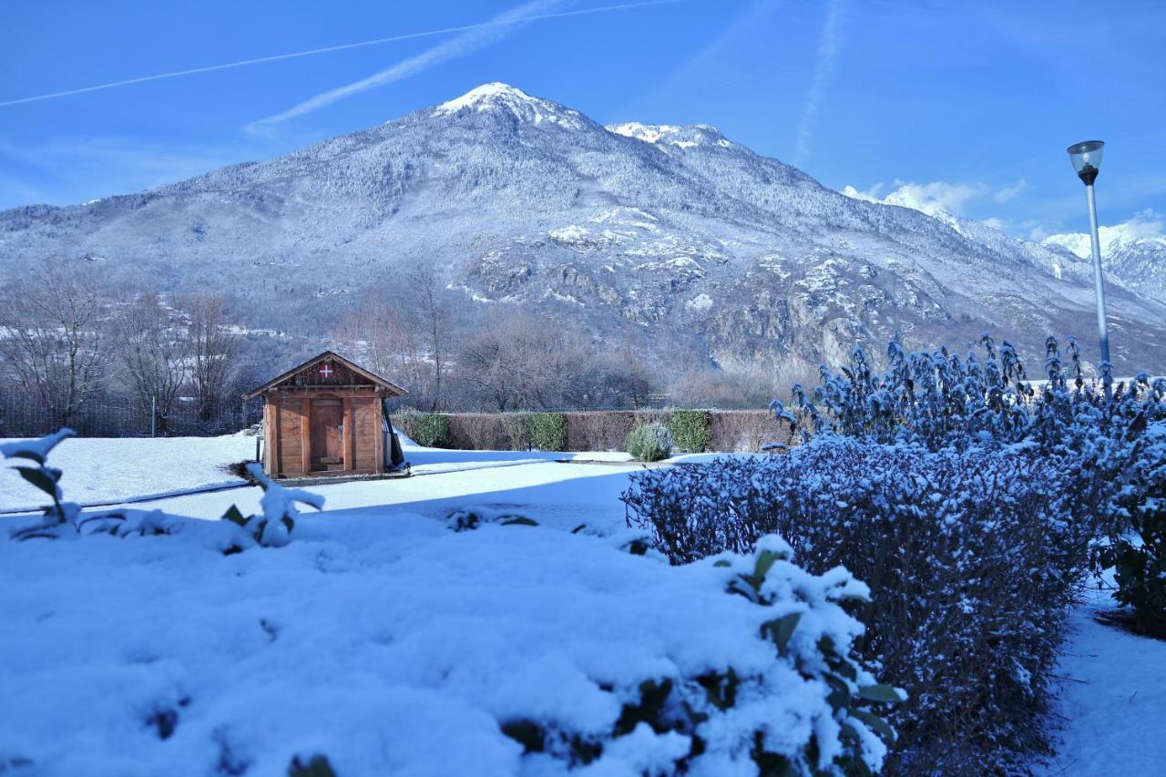 B&B Hotel Saint Jean De Maurienne Sainte-Marie-de-Cuines Exteriér fotografie